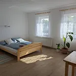 Fazekas Vendeghaz Balatonkeresztur