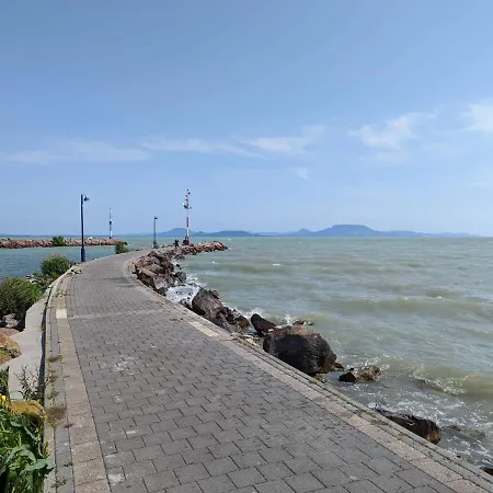 게스트하우스 Fazekas Vendeghaz