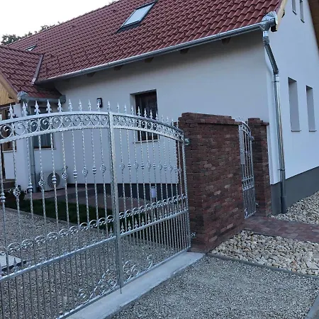 게스트하우스 Fazekas Vendeghaz Balatonkeresztúr