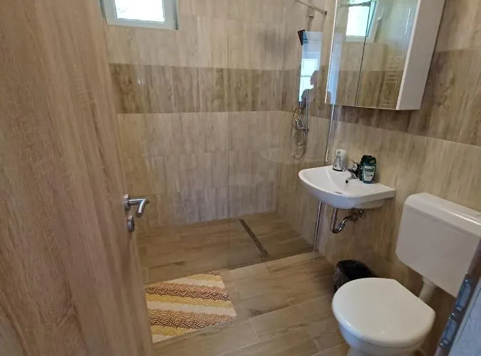 Fazekas Vendeghaz بيت ضيافة