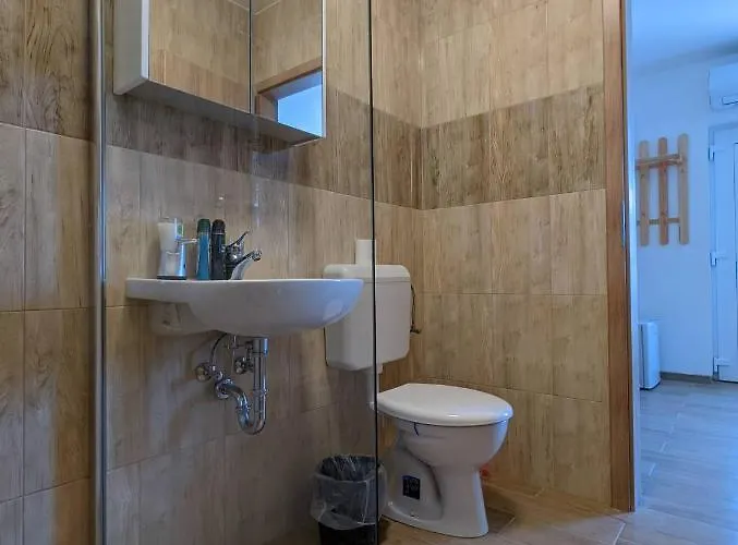 Fazekas Vendeghaz بيت ضيافة Balatonkeresztúr