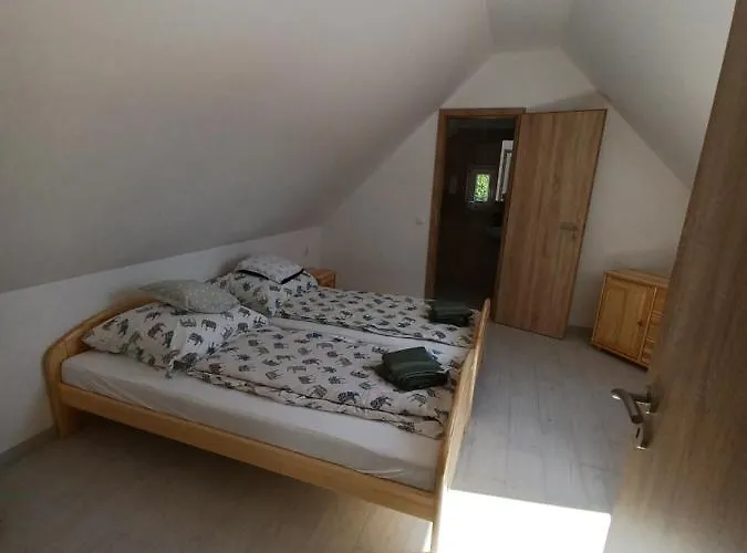 Fazekas Vendeghaz بيت ضيافة Balatonkeresztúr